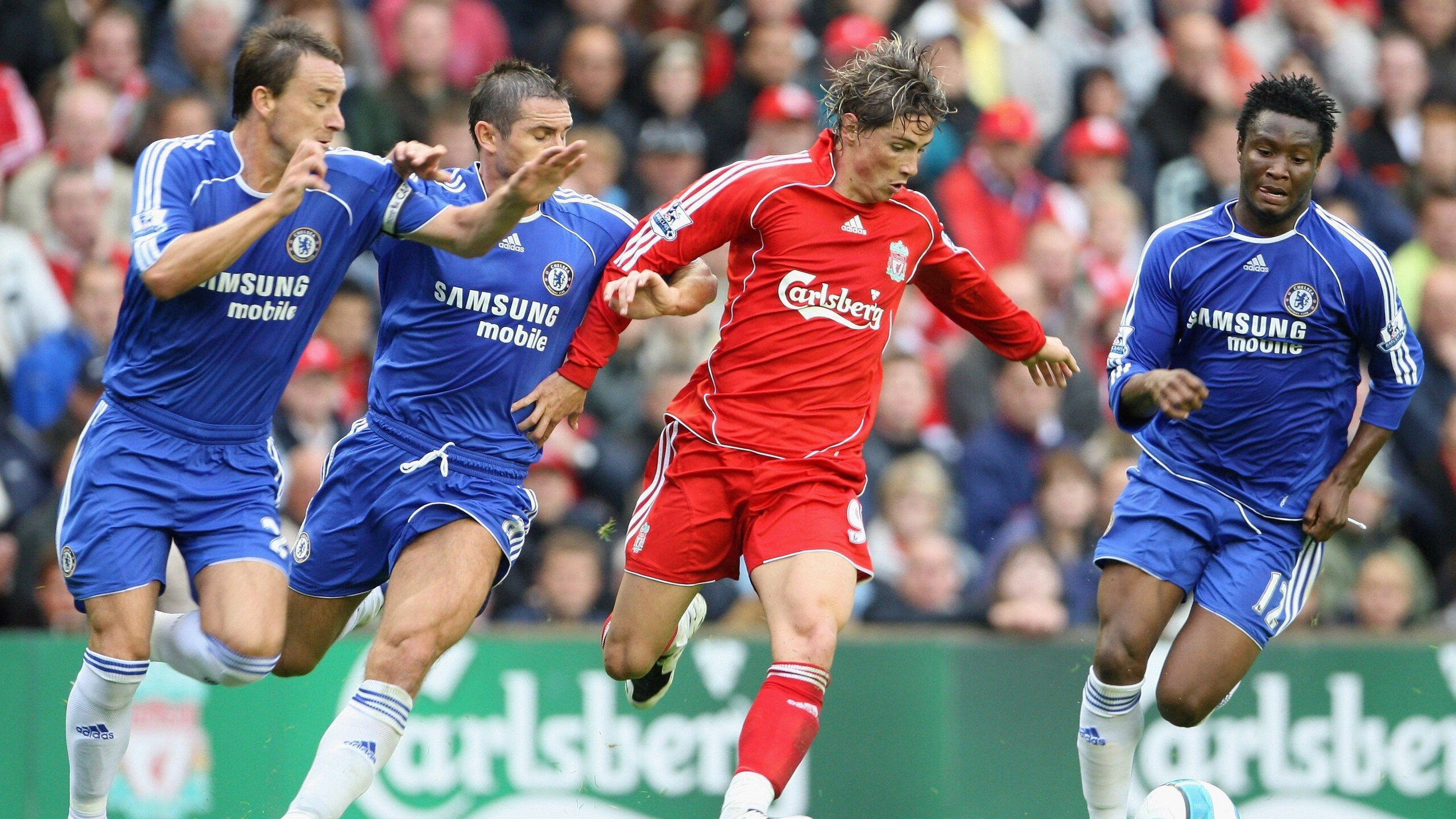 NBA季后赛激战正酣 新生代球星闪耀赛场