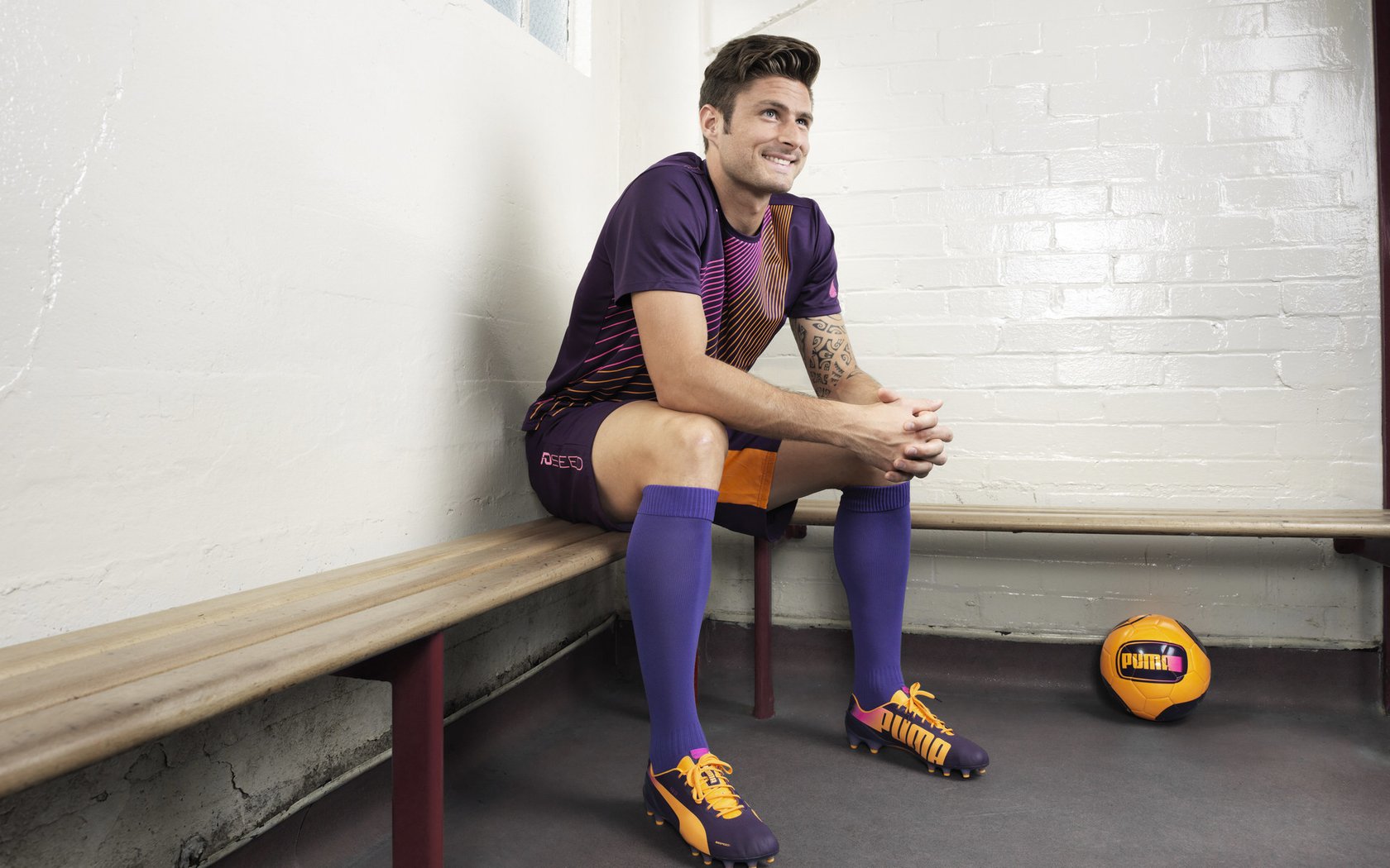 青训体系助力中国足球崛起，年轻球员闪耀职业赛场